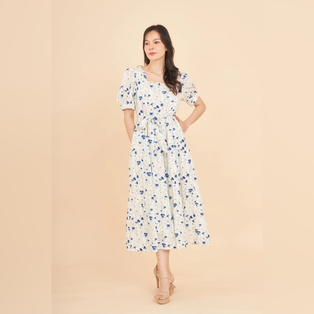 Versa Everywhere Dress with Nursing Zippers in Blue Cornflowers size XXL